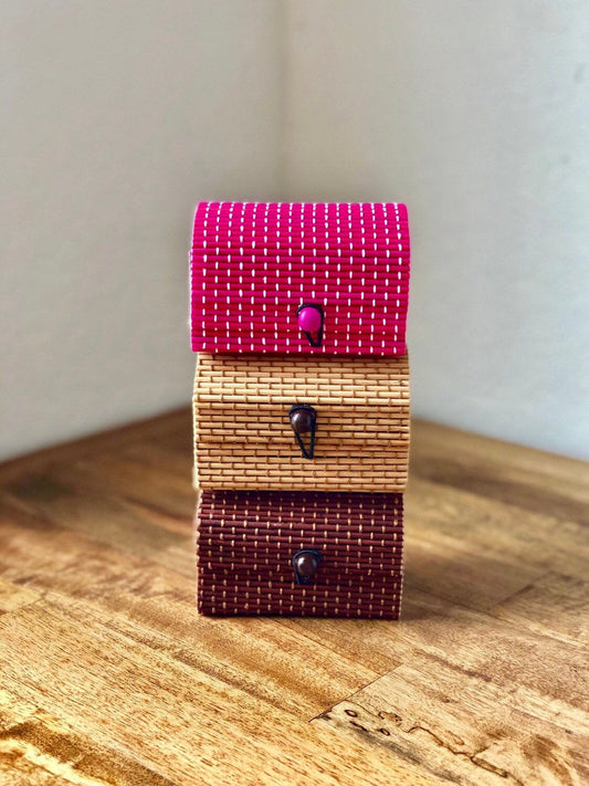 Bamboo gift boxes with flexible lids