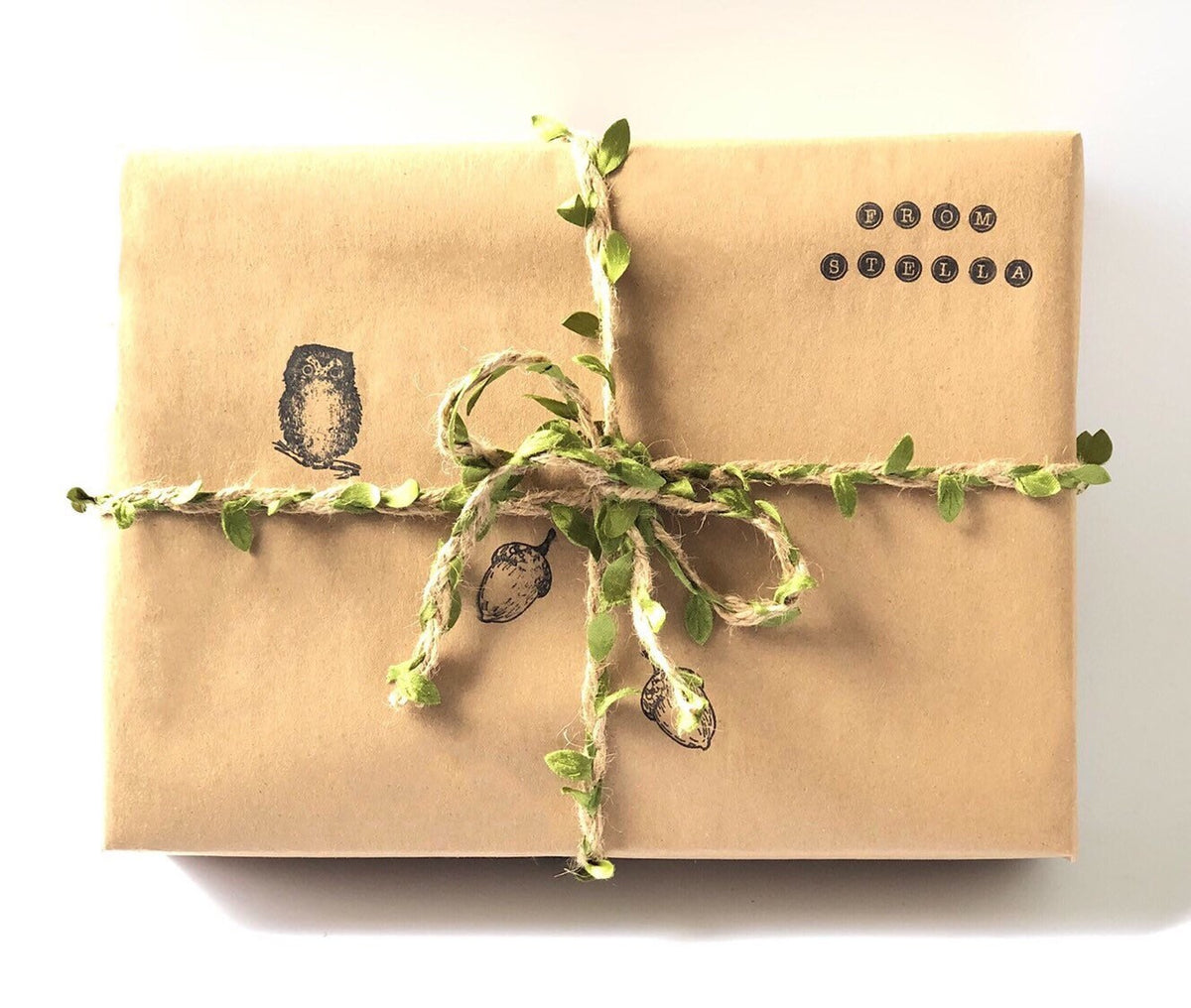 10 Brown Kraft Gift Wrap Sheets, Recycled Paper (24x36")