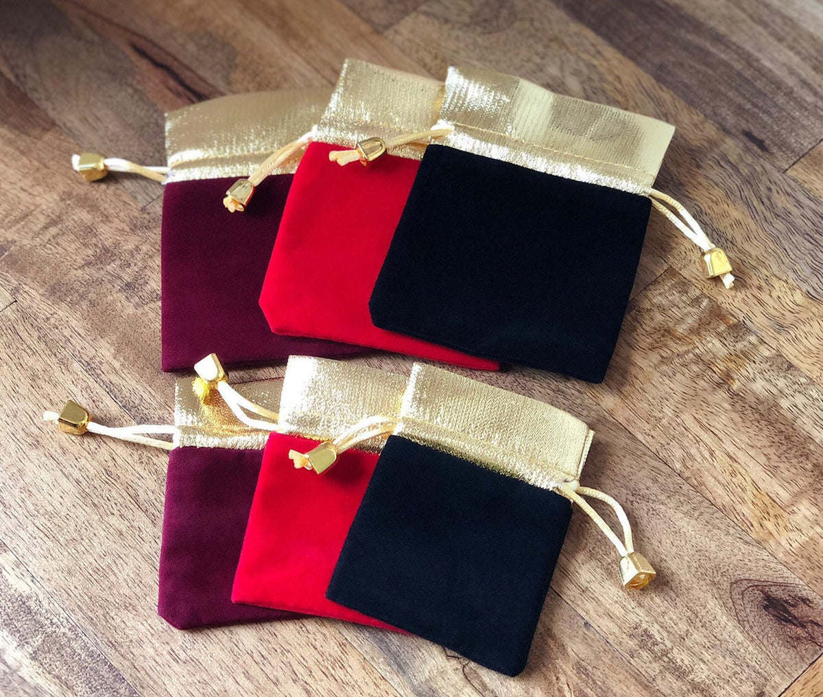 Velvet drawstring favor bags