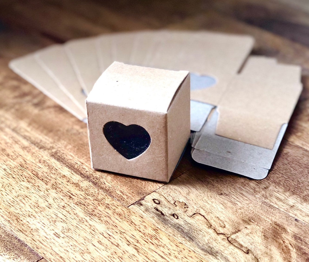 Small favor boxes with clear heart window