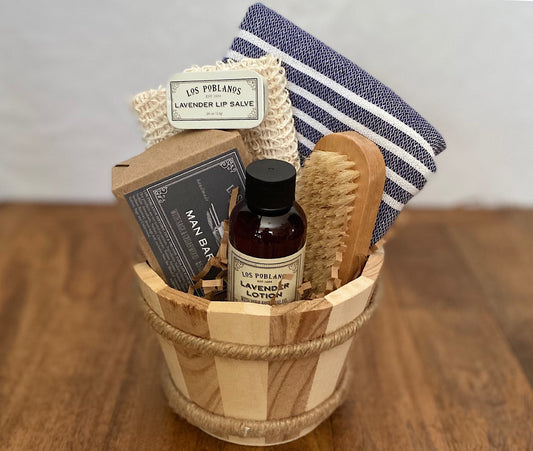 Men's skincare gift set with Los Poblanos products